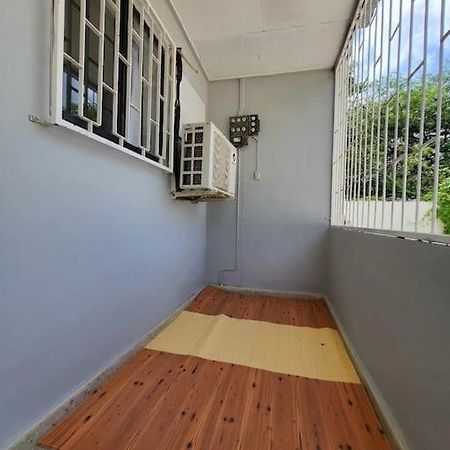 Welcome To Our Cozy Apartment! Willemstad Bagian luar foto