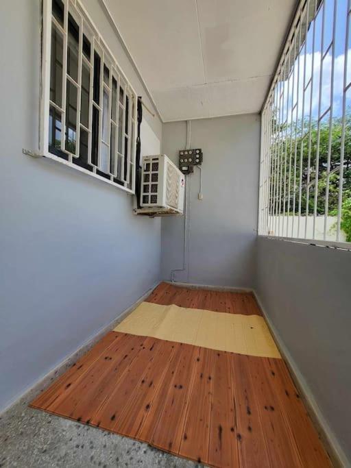 Welcome To Our Cozy Apartment! Willemstad Bagian luar foto